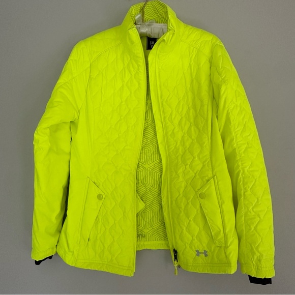 Bright and Fun Under Armour Storm packable quilted jacket in size Small - Picture 1 of 5